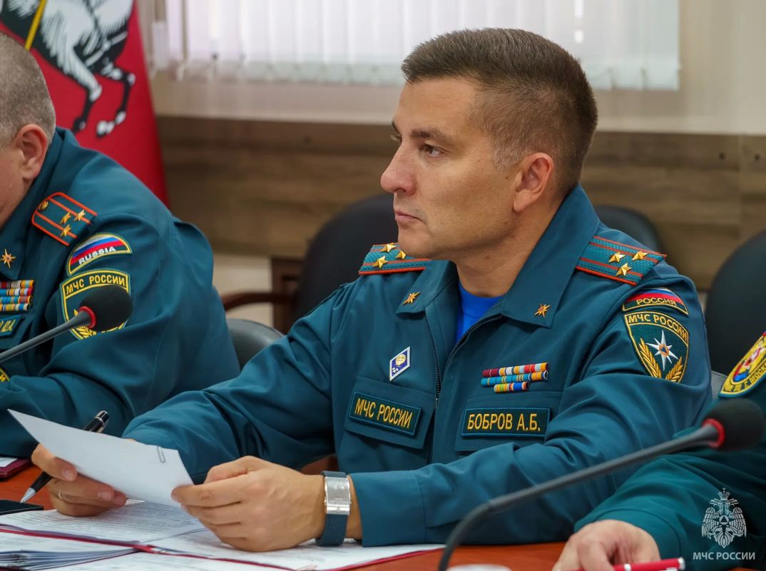 Заседание совета руководителей территориальных органов МЧС России в ЦФО Заседание совета руководителей территориальных органов МЧС России в ЦФО
