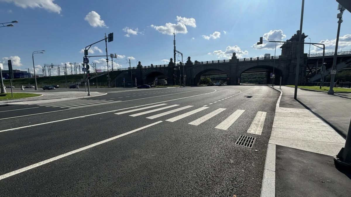 Обновленная Новодевичья набережная: что изменилось Обновленная Новодевичья набережная: что изменилось
