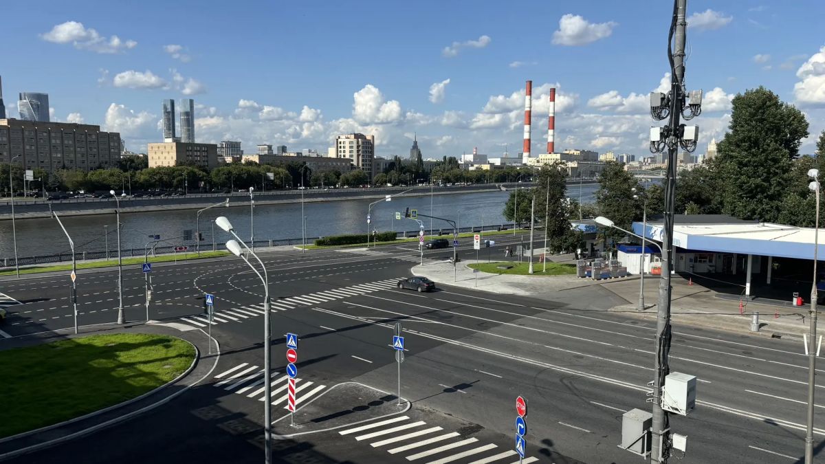 Обновленная Новодевичья набережная: что изменилось Обновленная Новодевичья набережная: что изменилось