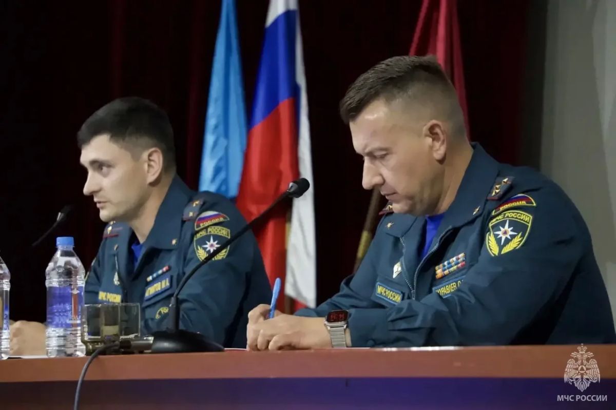 В столичном Главке МЧС России прошёл единый день информирования В столичном Главке МЧС России прошёл единый день информирования