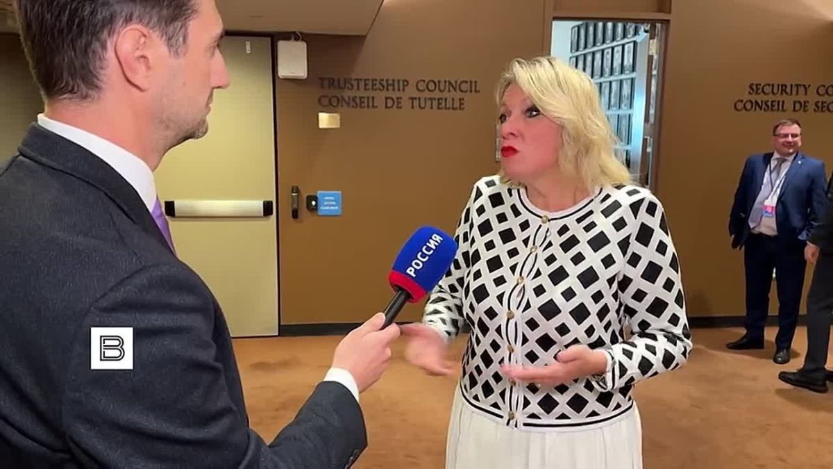 "То, что это уже расчеловеченный персонаж, я думаю, было видно всем": Мария Захарова прокомментировала журналисту ИС "Вести" Денису Давыдову ответ Зеленского на вопрос о возможной поездке в Москву для переговоров
