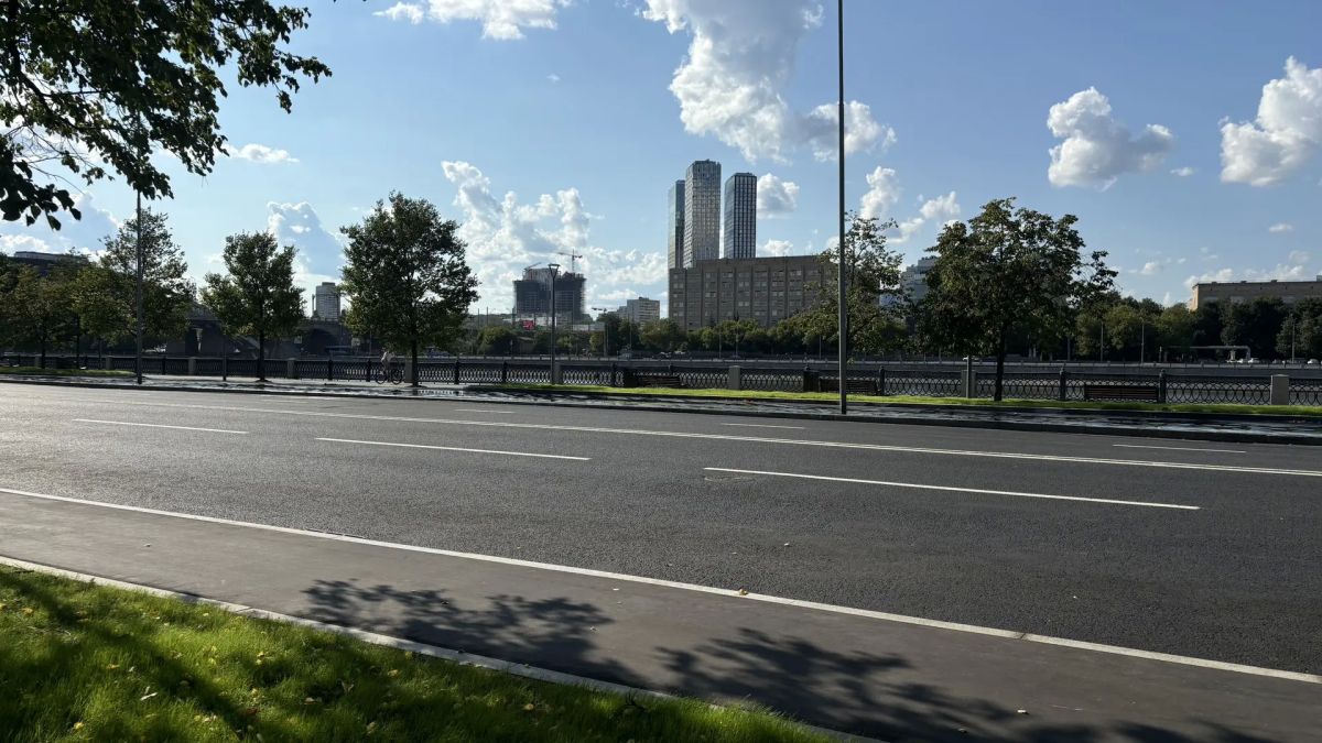 Обновленная Новодевичья набережная: что изменилось Обновленная Новодевичья набережная: что изменилось