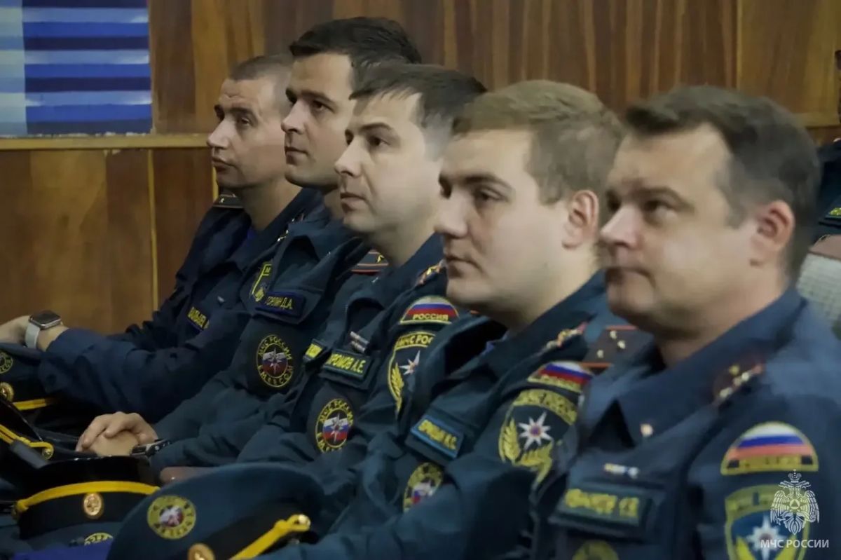 В столичном управлении МЧС России обсудили вопросы охраны труда В столичном управлении МЧС России обсудили вопросы охраны труда