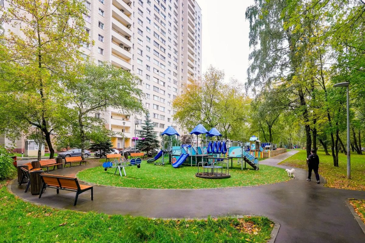 В Чертанове Центральном обустроили современную игровую зону В Чертанове Центральном обустроили современную игровую зону