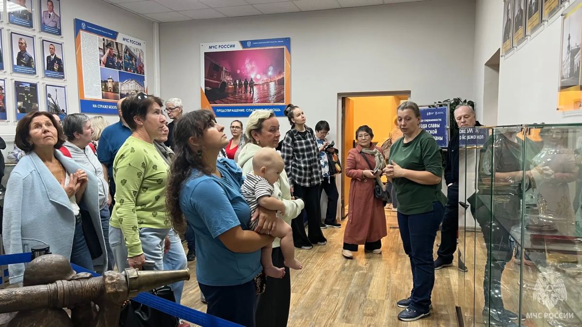 «День без турникетов»: москвичи познакомились с историей пожарной охраны «День без турникетов»: москвичи познакомились с историей пожарной охраны