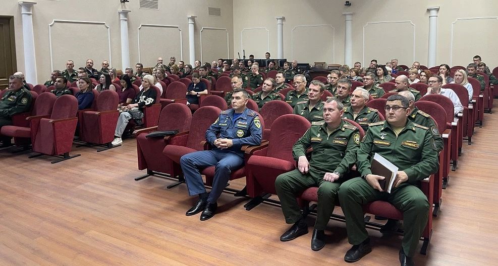От теории к практике: в ГВСУ СК России прошли занятия по пожарной безопасности От теории к практике: в ГВСУ СК России прошли занятия по пожарной безопасности