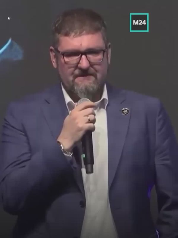 Предприниматель Максим Федотов обещал клиентам баснословную прибыль и в итоге оставил сотни людей без копейки