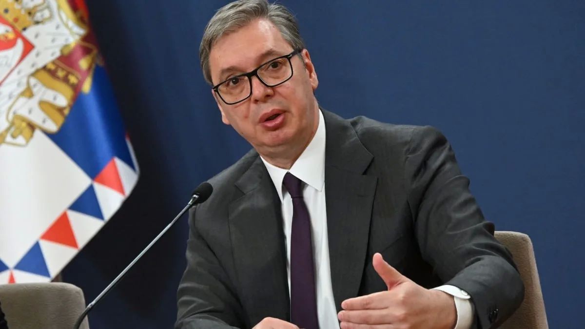 Вучич ушел в отставку с поста президента Сербии и будет баллотироваться в парламент
