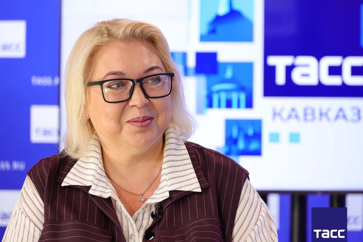 Главное из заявлений, а также фоторепортаж с пресс-конференции в Региональном информационном центре "ТАСС Кавказ", посвященной гастрольному туру заслуженного государственного академического ансамбля песни и танца "Донбасс"...