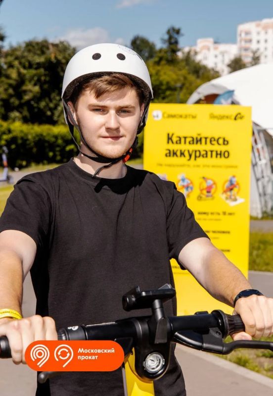 Подводим итоги сезона школ безопасного вождения электросамокатов Подводим итоги сезона школ безопасного вождения электросамокатов