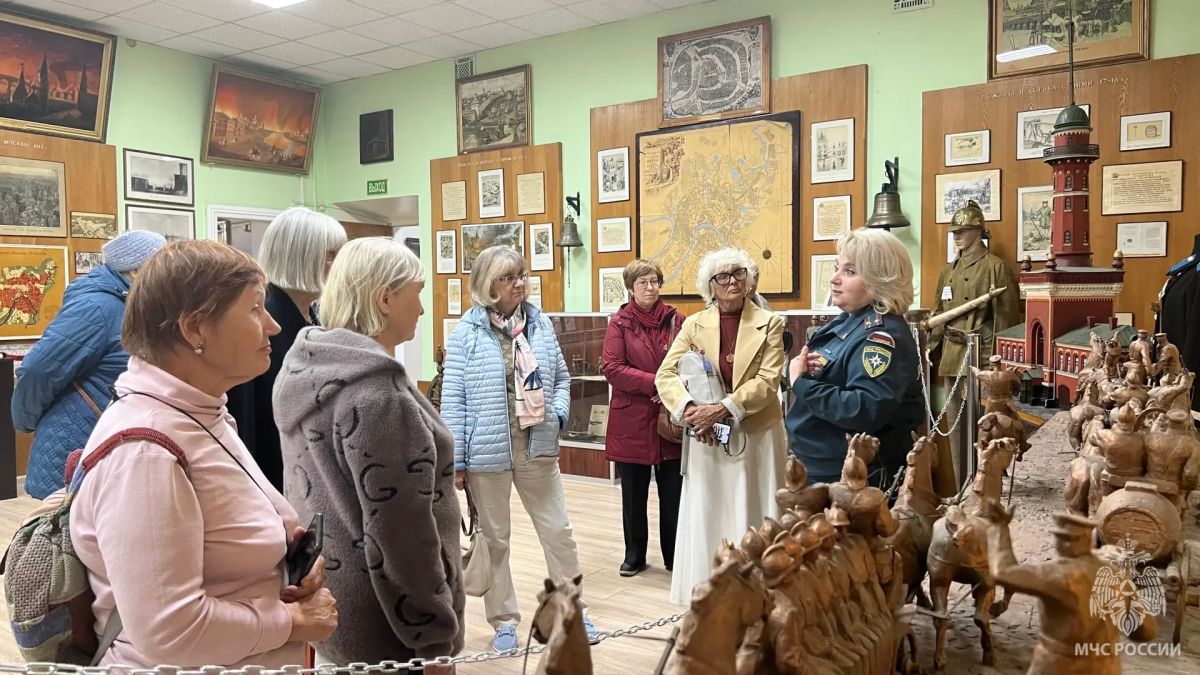 «Эпоха в кадре»: в Музее пожарной охраны Москвы возродили традицию кинолектория