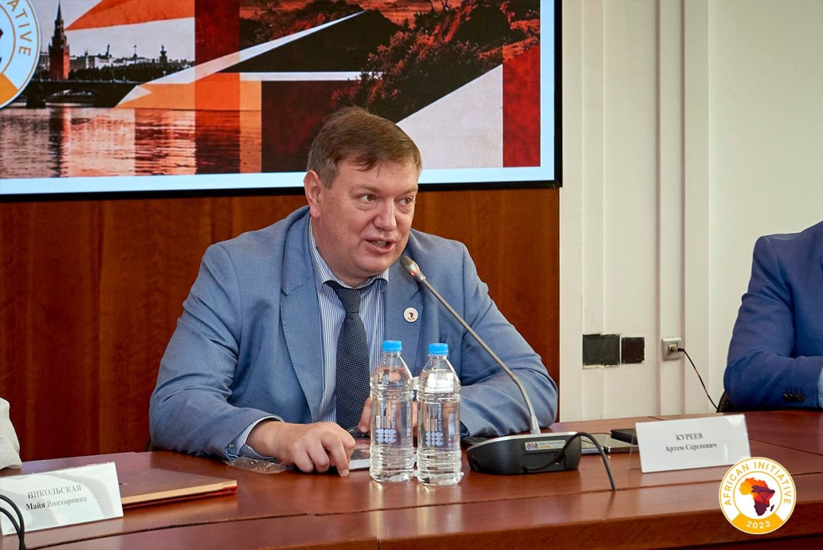 В Москве проходит стратсессия «Россия — Африка: определяя архитектуру сотрудничества» В Москве проходит стратсессия «Россия — Африка: определяя архитектуру сотрудничества»