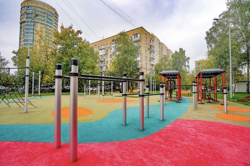 В разных районах Москвы появились новые площадки для баскетбола В разных районах Москвы появились новые площадки для баскетбола