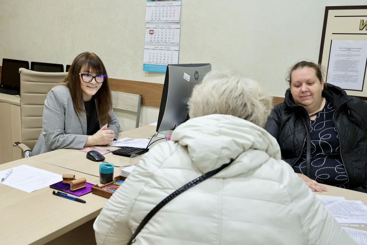 Яна Лантратова: Здесь выслушают и помогут: итоги работы приемной в Доме прав человека Яна Лантратова: Здесь выслушают и помогут: итоги работы приемной в Доме прав человека