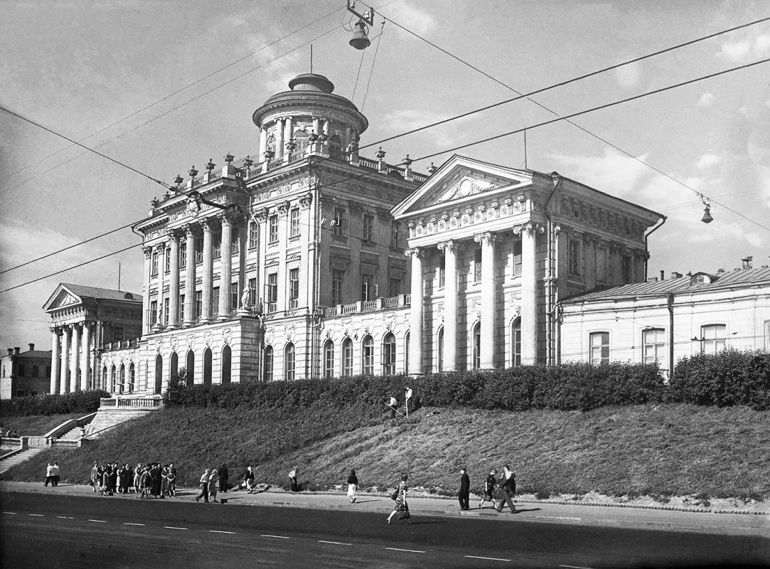 В первый понедельник октября во всем мире отмечается День архитектуры! В первый понедельник октября во всем мире отмечается День архитектуры!