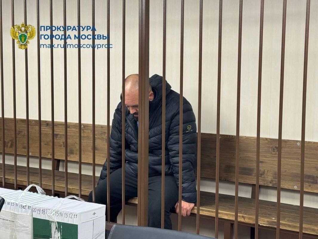 Суд в Москве до 3 декабря арестовал Теймураза Гогиашвили, подозреваемого в жестоком убийстве предпринимательницы и ее дочери