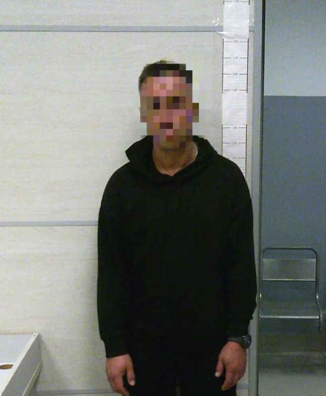 66-летний москвич ругался матом на бортпроводника и устроил скандал в самолёте рейса Москва — Калининград