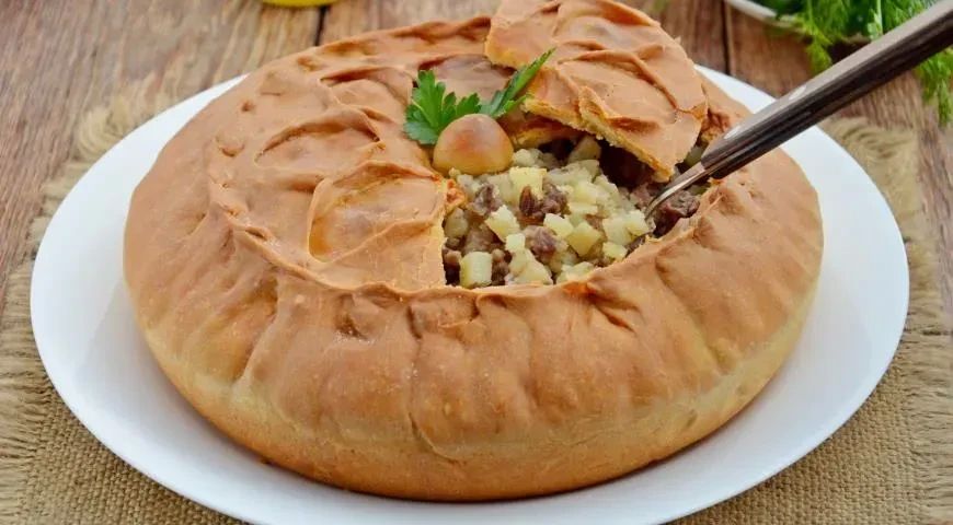 Сегодня в рамках рубрики #НациональнаяКухняРоссии поговорим о зур бэлиш — блюде, которое занимает особое место в кулинарном наследии башкирского и татарского народов Сегодня в рамках рубрики #НациональнаяКухняРоссии поговорим о зур бэлиш — блюде, которое занимает особое место в кулинарном наследии башкирского и татарского народов