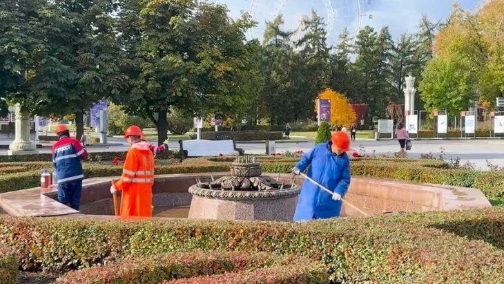 Фонтаны ВДНХ закрываются на зимовку