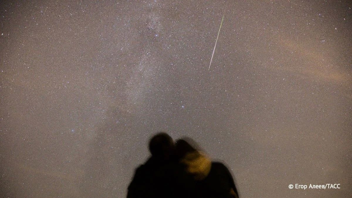 Звездопад Дракониды 9 октября можно увидеть при помощи астеризма Голова Дракона
