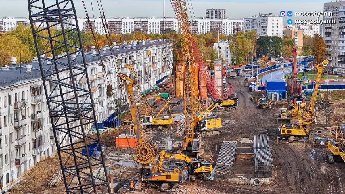 Строители вышли на площадку «Луганской» — будущей станции Бирюлёвской линии метро, рассказал Сергей Собянин