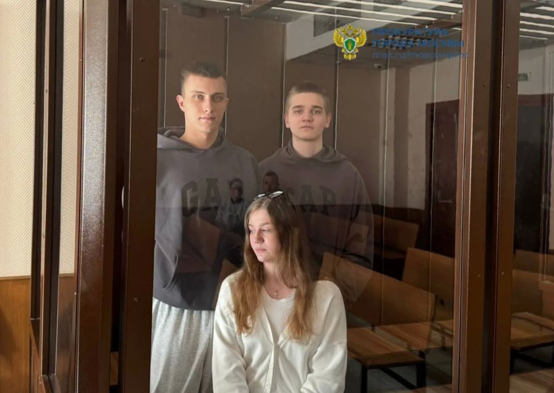 Осуждены трое участников организованной преступной группы, обеспечивавшие функционирование абонентского терминала пропуска трафика