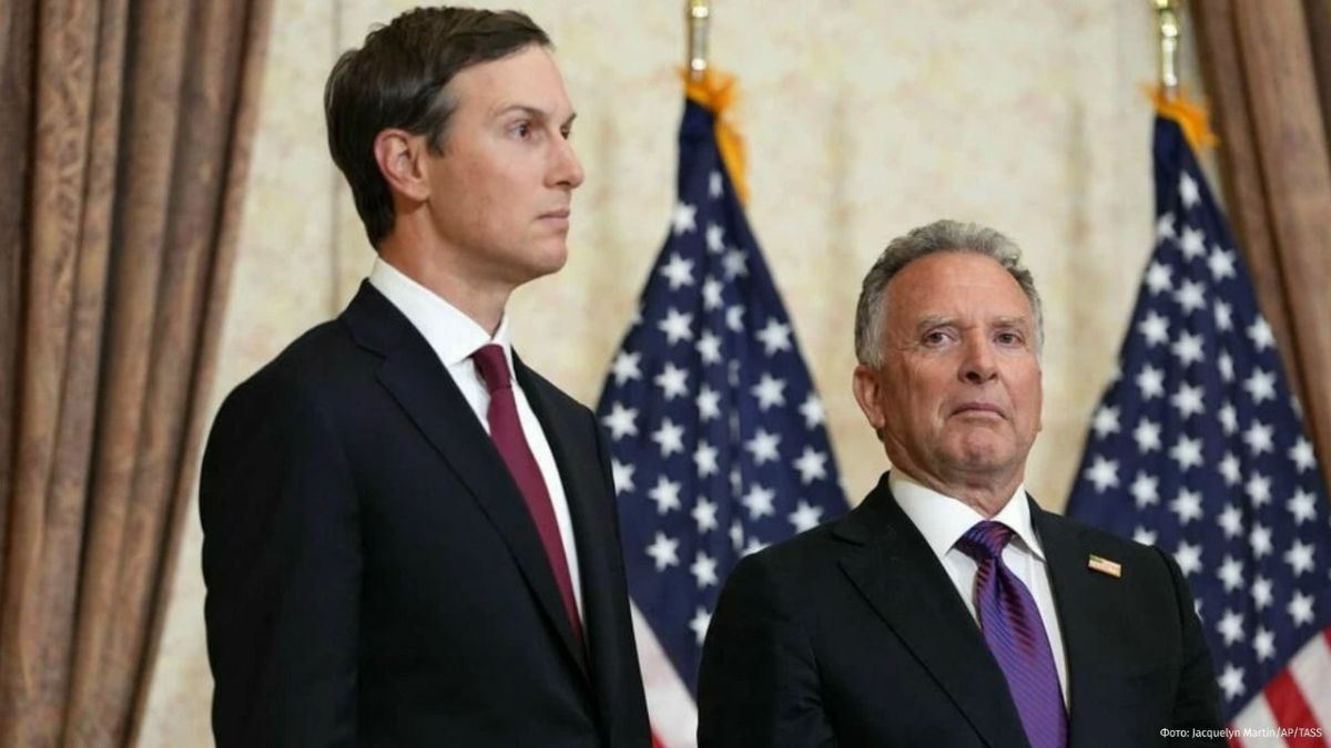 Спецпосланник президента США Стивен Уиткофф и Джаред Кушнер могут отправиться в Москву в октябре для переговоров с Владимиром Путиным, утверждает издание Axios со ссылкой на источник