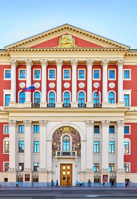 Благодаря сервису «Мосбилет» теперь каждый может посетить здание Мэрии Москвы на Тверской улице