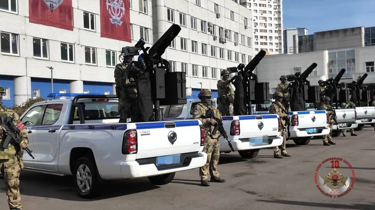 Техника мобильных огневых групп подразделений Главного управления Росгвардии по городу Москве - СОБР «Центр», СОБР «Столица», ОМОН «Авангард» и т.д Техника мобильных огневых групп подразделений Главного управления Росгвардии по городу Москве - СОБР «Центр», СОБР «Столица», ОМОН «Авангард» и т.д