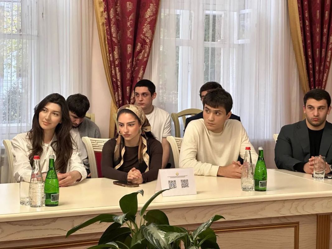 Молодежный совет создадут впервые при Постоянном представительстве Республики Дагестан при президенте РФ в Москве Молодежный совет создадут впервые при Постоянном представительстве Республики Дагестан при президенте РФ в Москве