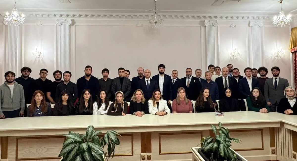 Молодежный совет создадут впервые при Постоянном представительстве Республики Дагестан при президенте РФ в Москве Молодежный совет создадут впервые при Постоянном представительстве Республики Дагестан при президенте РФ в Москве
