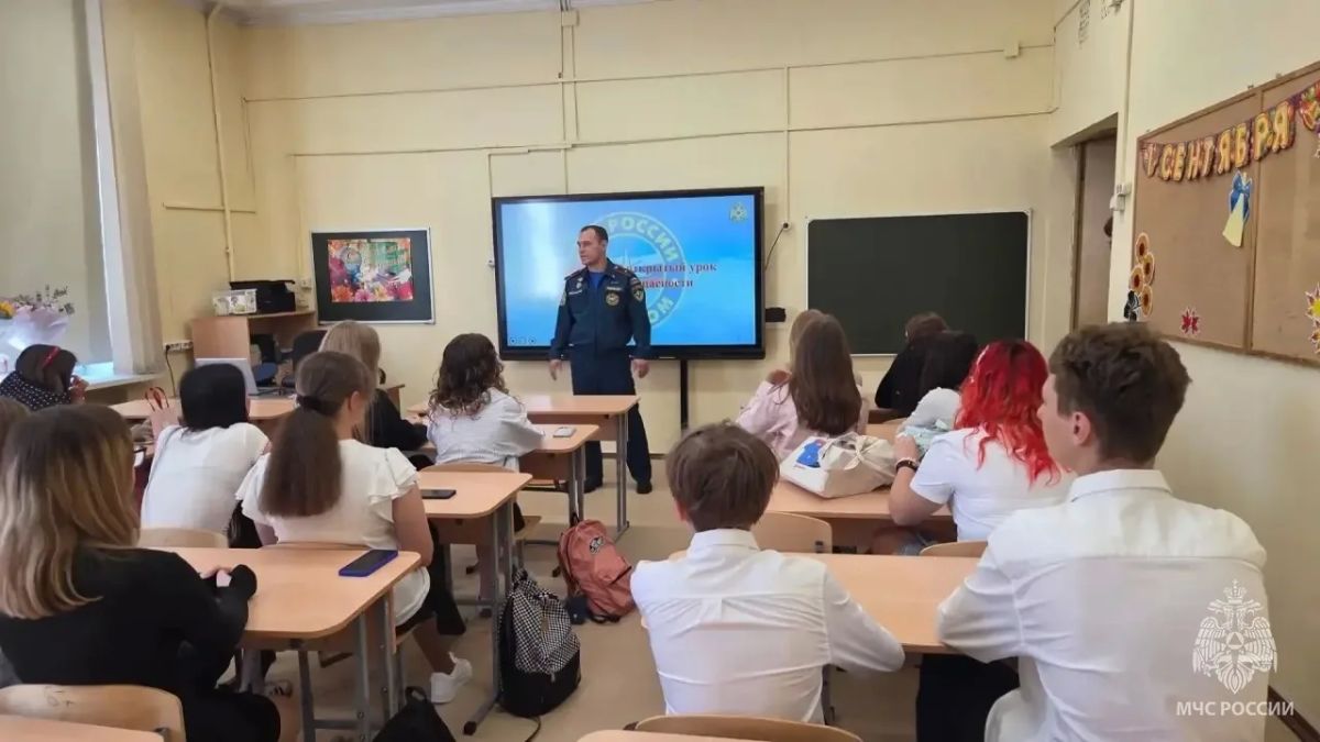 Огонь не предупреждает – готовность спасает