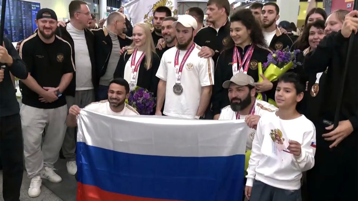 Российские дзюдоисты вернулись в Москву с чемпионата мира, который проходил в Баку