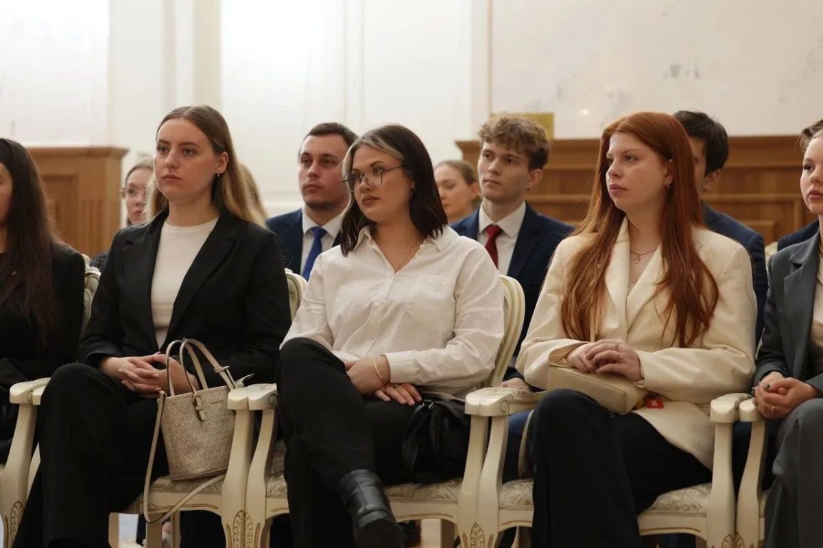 Алексей Шапошников: Пообщался со студентами Российского государственного университета правосудия имени В.М. Лебедева Алексей Шапошников: Пообщался со студентами Российского государственного университета правосудия имени В.М. Лебедева