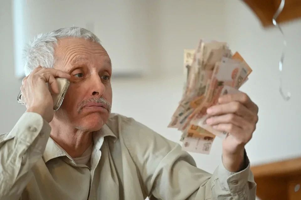 Рекордная мошенническая атака на жителя Москвы продлилась 1,5 года