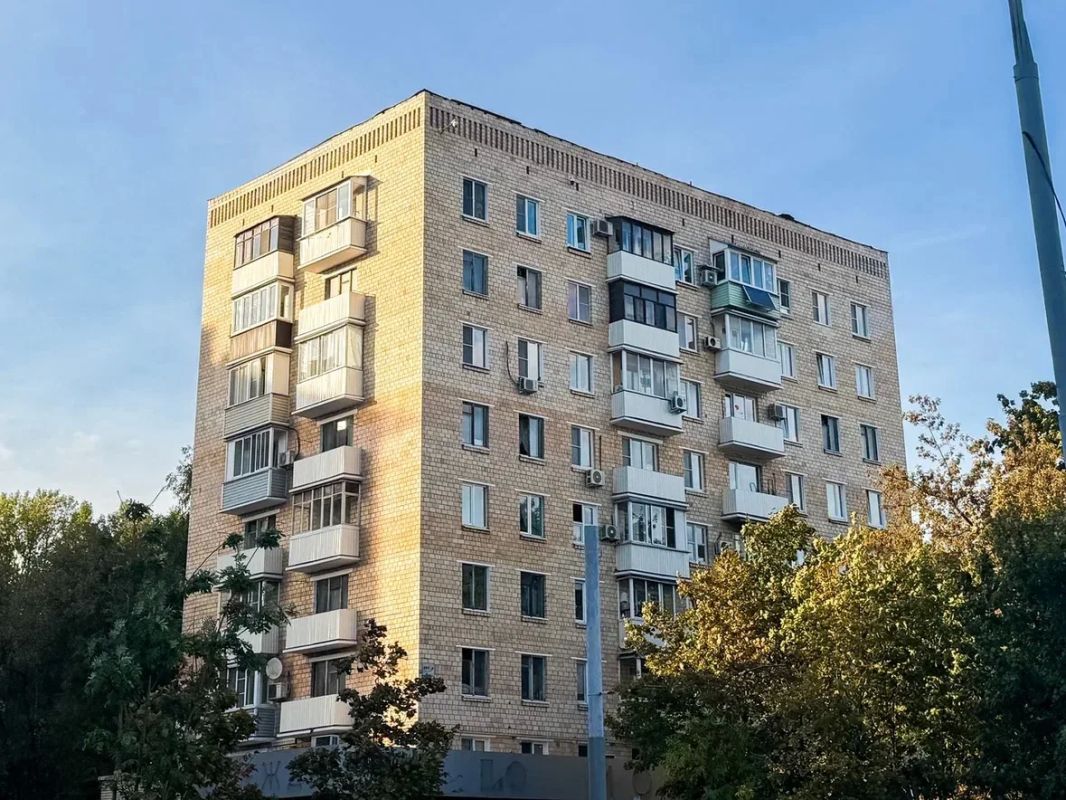 Завершается капремонт трех домов с декоративными фризами