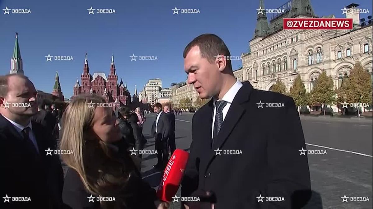 "Россию увидят издалека": наши дизайнеры соскучились по флагу и решили сделать огонь из цветов триколора на форме российской команды побольше, рассказал Zvezdanews министр спорта РФ Михаил Дегтярев