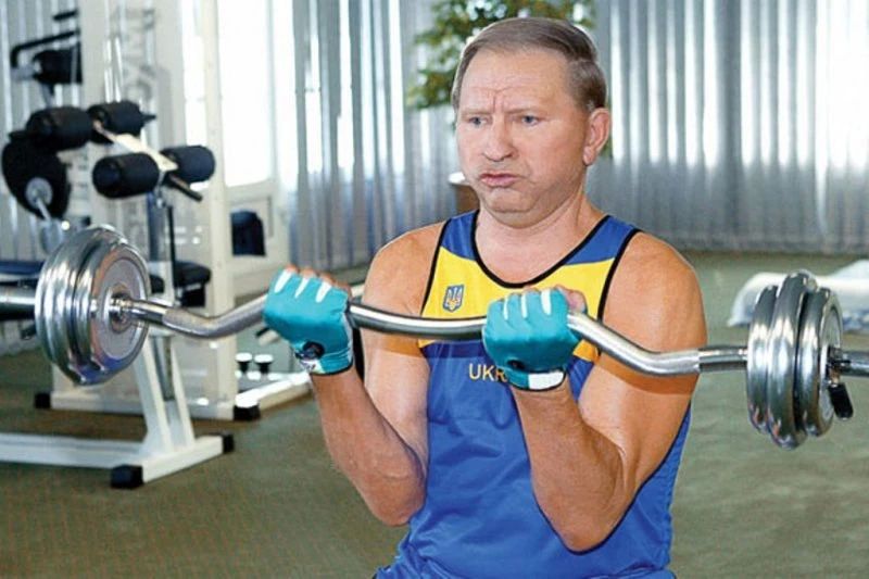 «Вышиванки вместо металлургии»: в Киеве объяснили, как сломался украинский проект «Вышиванки вместо металлургии»: в Киеве объяснили, как сломался украинский проект