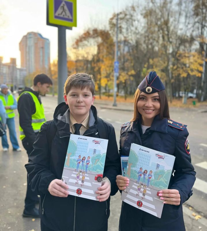 Госавтоинспекция и ЮИДовцы напомнили школьникам о безопасности на дороге перед осенними каникулами Госавтоинспекция и ЮИДовцы напомнили школьникам о безопасности на дороге перед осенними каникулами