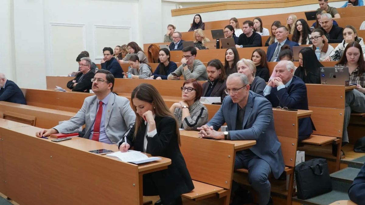 Состоялась конференция «Единство народов России в русской философской мысли» Состоялась конференция «Единство народов России в русской философской мысли»