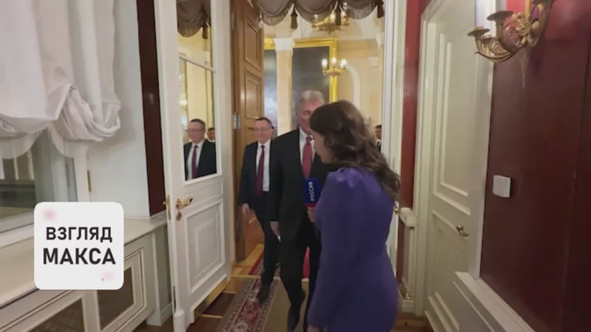 Президент России Владимир Путин в ходе телефонных переговоров с президентом Финляндии Александром Стуббом и премьер-министром Норвегии Йонасом Гаром Стёре подчеркнул необходимость устранения первопричин украинского конфликта