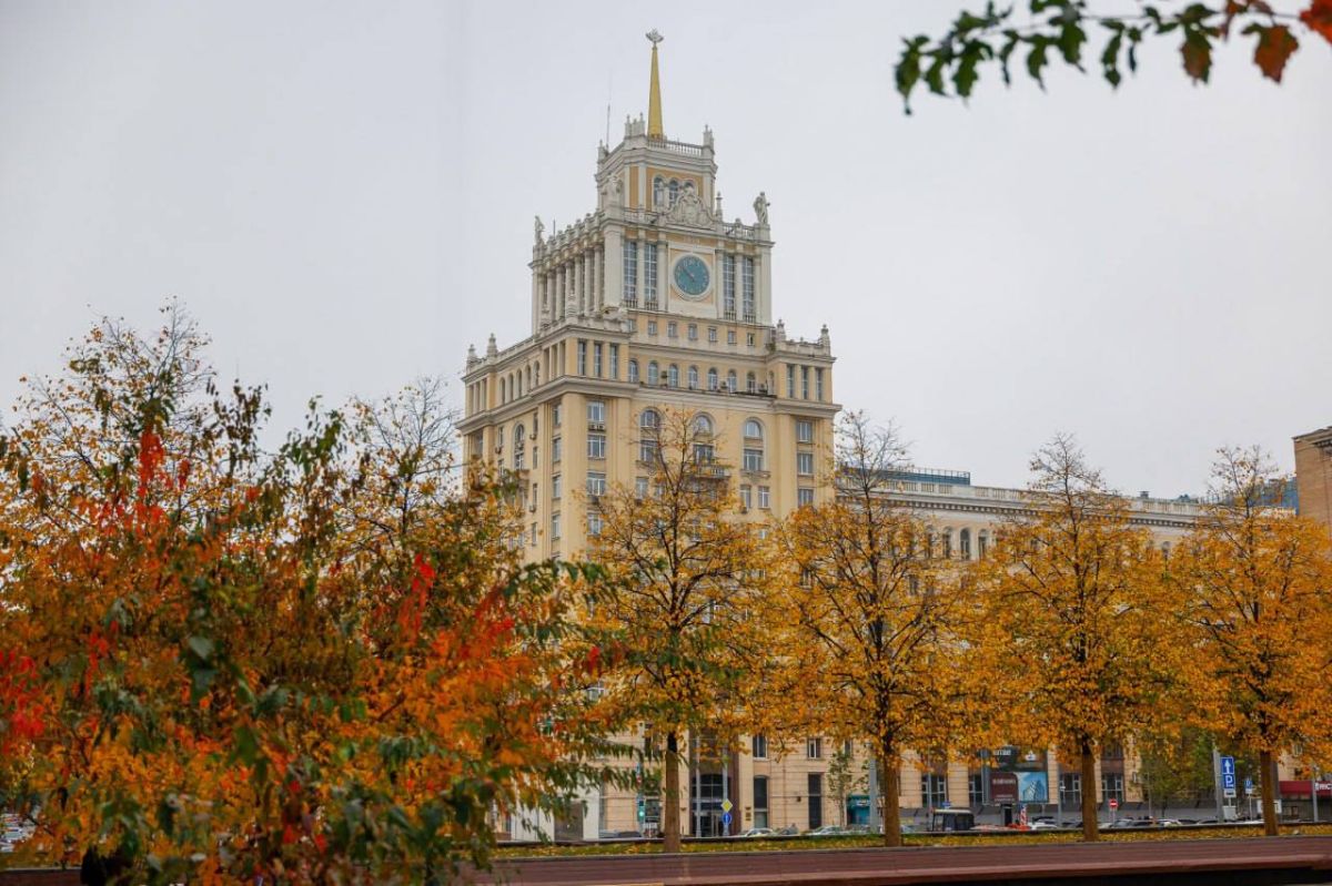 В столице начали реставрировать знаменитую гостиницу «Пекин» на Большой Садовой улице