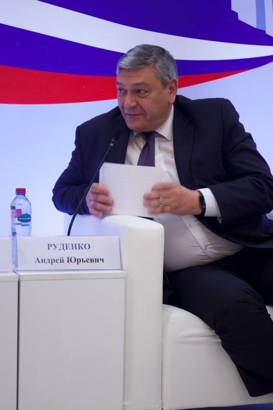 Наталья Бочарова выступила на Всемирной тематической конференции российских соотечественников, проживающих за рубежом Наталья Бочарова выступила на Всемирной тематической конференции российских соотечественников, проживающих за рубежом