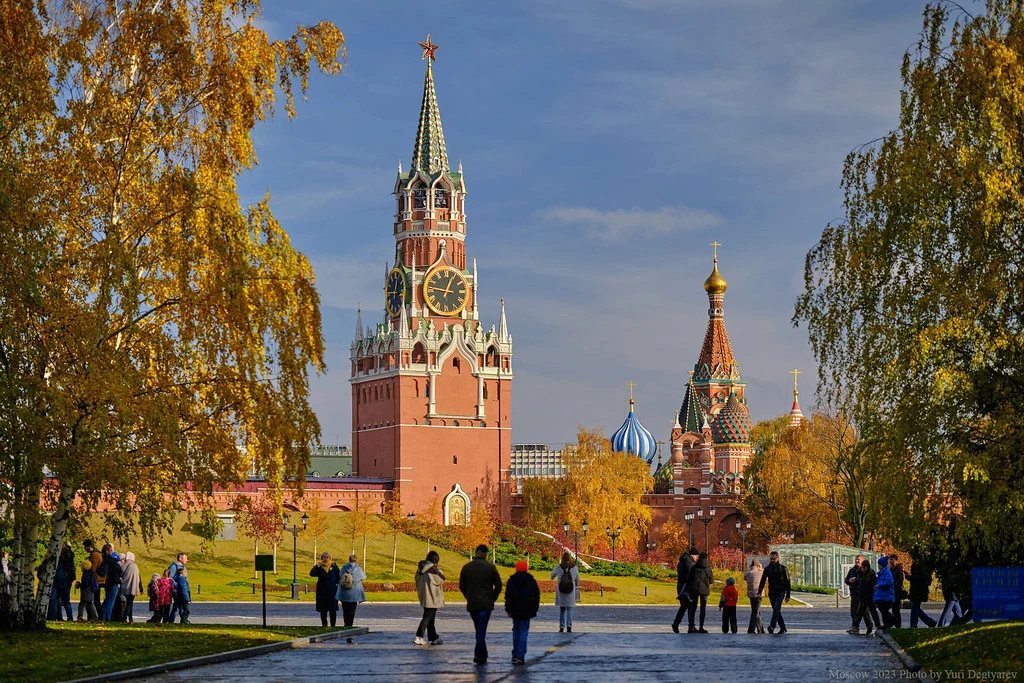 Последнее тепло уходящего бабьего лета ожидает москвичей на выходных