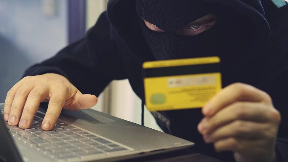 Опасные переводы: как избежать ловушек мошенников в 2025 году