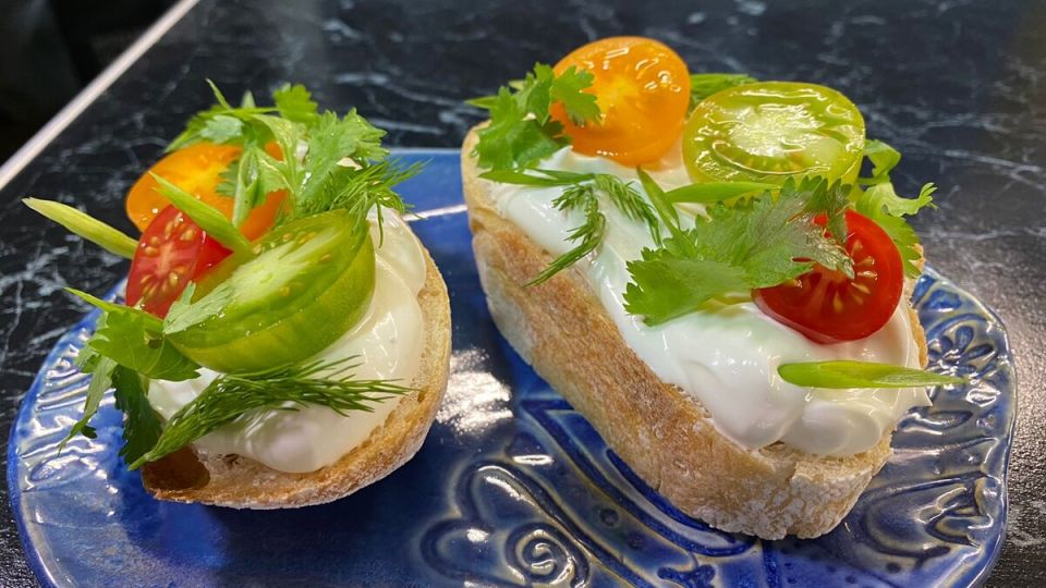 Сливочный бутерброд за две минуты