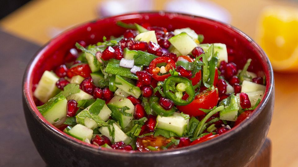 Энергия свежести: Индийский салат для постного стола